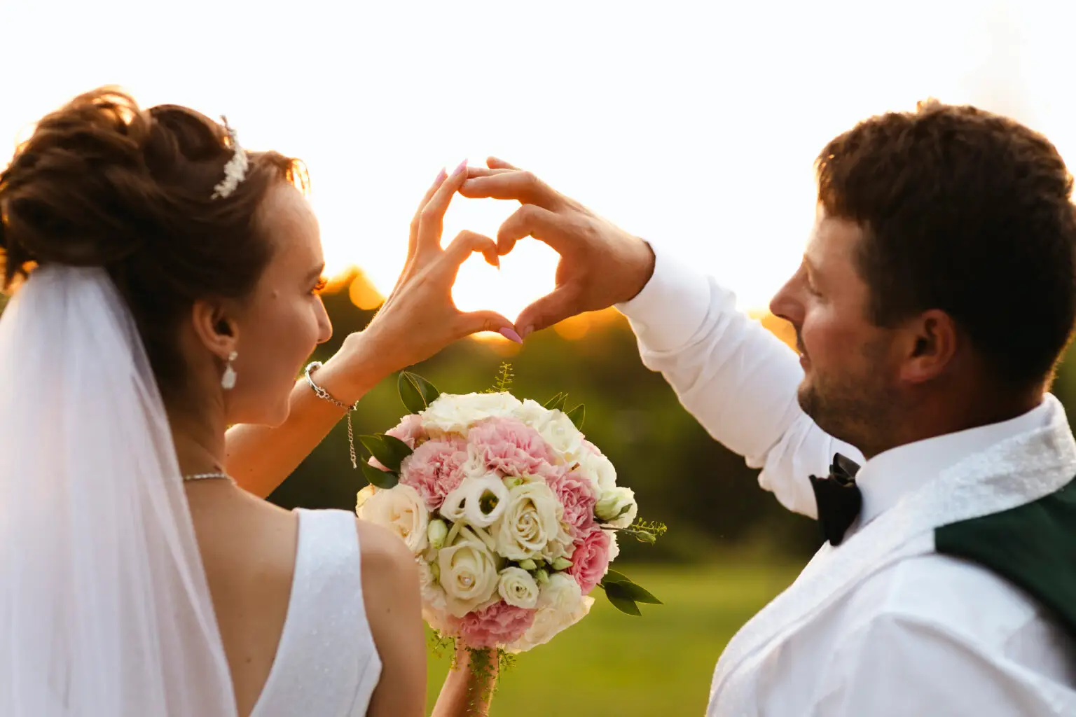 Obrazy na taśmie Wedding Film i Fotografia Ślubna